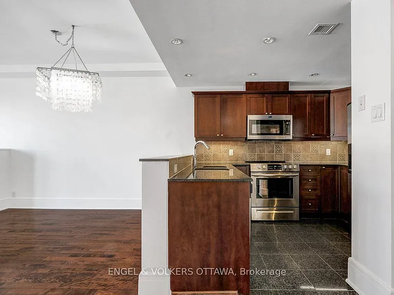 700 Sussex Dr N #403 — Photo 15