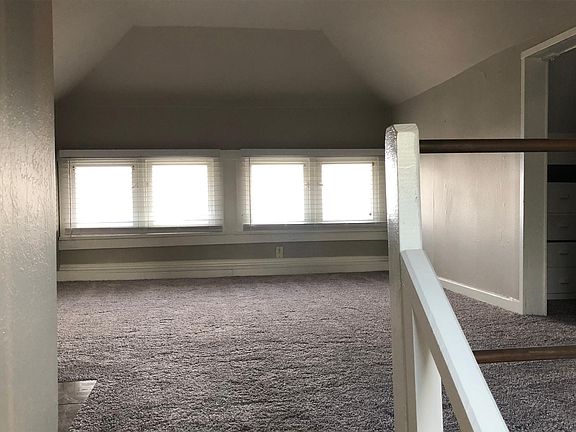 Apartment F Loft Bedroom 2