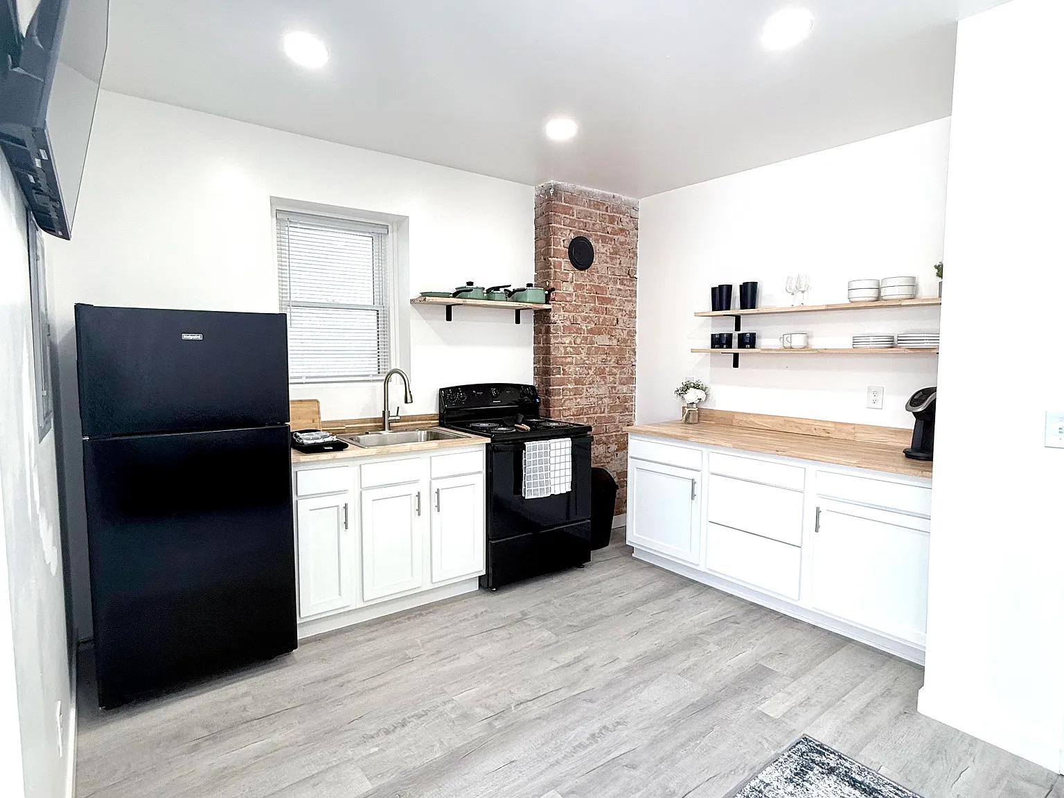 1 bed, 650 sqft, $1,250 — Photo 2