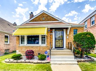 10018 S King Dr, Chicago, IL