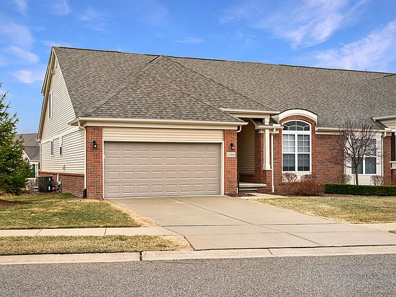 4th image of 21868 Kensett Dr