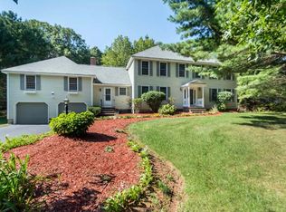 3 Phoenix Pl, Andover, MA 01810
