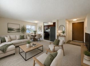Imperial Crown Manor, Seattle, WA 98117