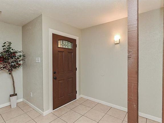3rd image of 6610 Loch Langham Dr