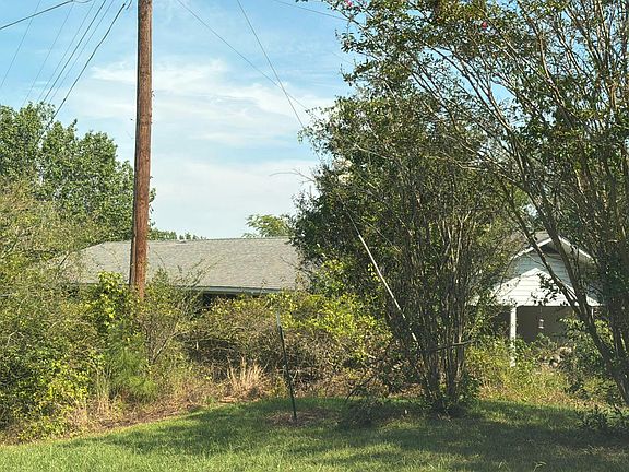 2nd image of 28 County Road 243