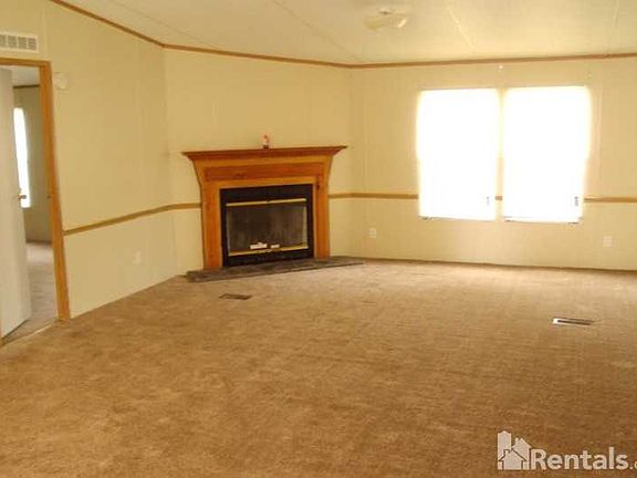 4th image of 3234 S Oliver Dr