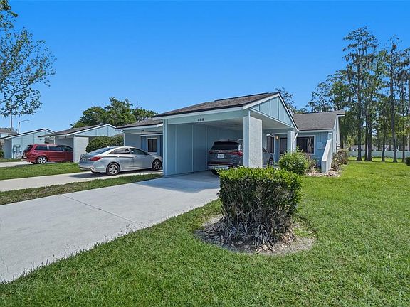 3rd image of 498 Prestwick Pl