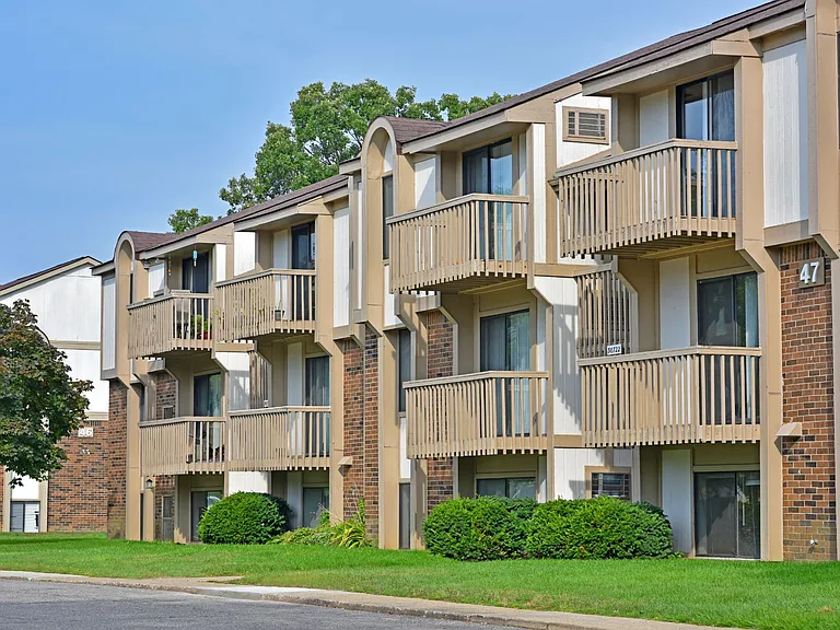 Stone Ridge Apartments — Photo 15