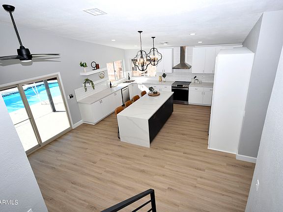 2nd image of 5627 W SAGUARO Drive