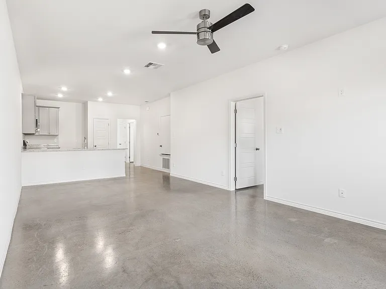 1207 Concord Dr #B — Photo 10