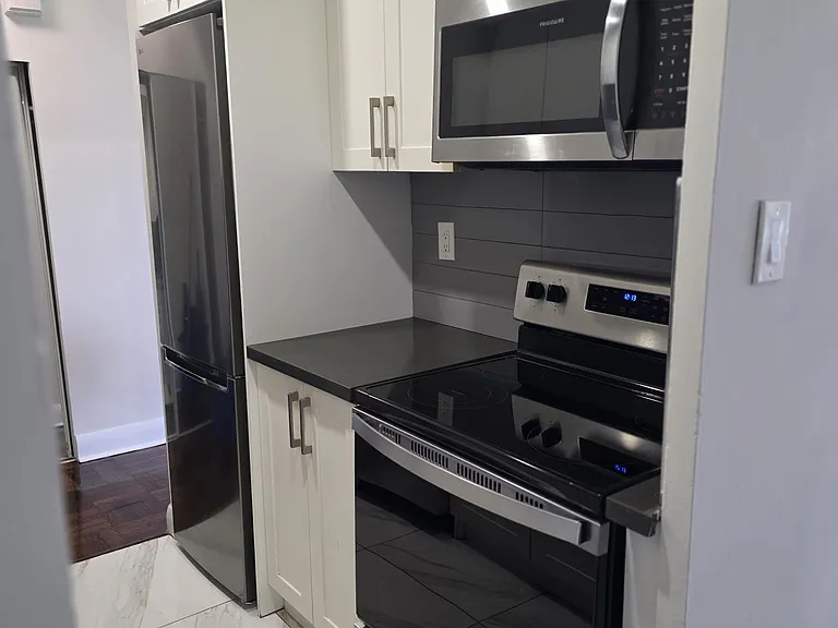 1305 Wilson Ave S #204 — Photo 8