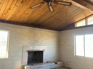 9439 Blackhawk Trl, Lucerne Valley, CA 92356