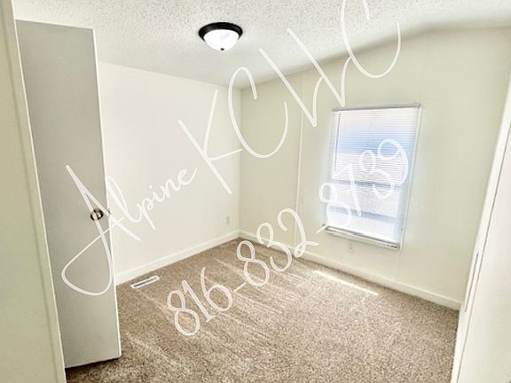 5th image of 162 Countryside Ln