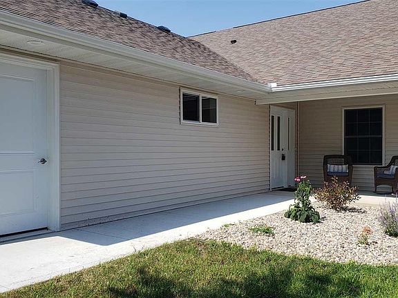 4th image of 1224 Birchwood Dr