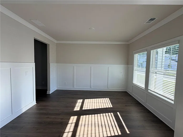 2838 Sweet Red Cir — Photo 3