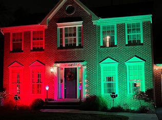 434 Madison Forest Dr, Herndon, VA 20170