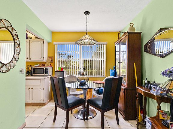 2nd image of 133 Windsor G