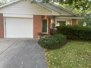 127 S Mitchell Ave, Arlington Heights, IL