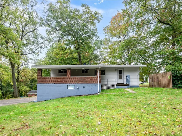 126 Garden Grove Dr, Butler, PA 16002