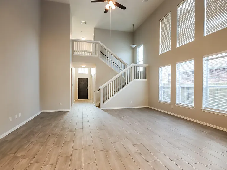 28923 Hidden Lake Ct W — Photo 5