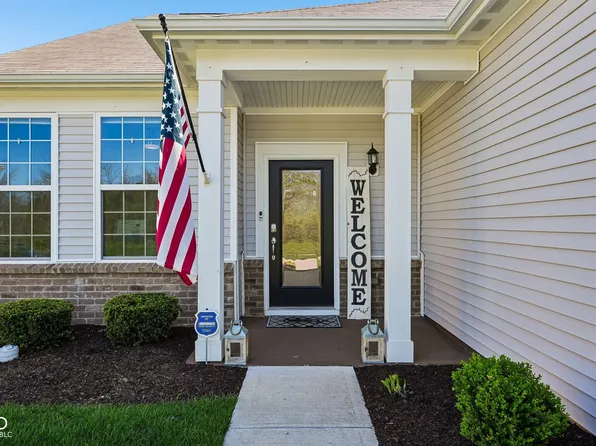 16159 Haywood St, Fishers, IN 46037