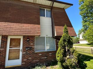 10798 Forest St, Garrettsville, OH 44231