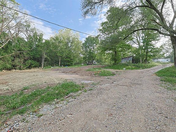 5th image of 6438 State Rd