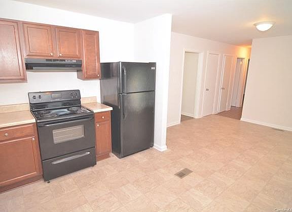 4th image of 1101 Pondella Dr