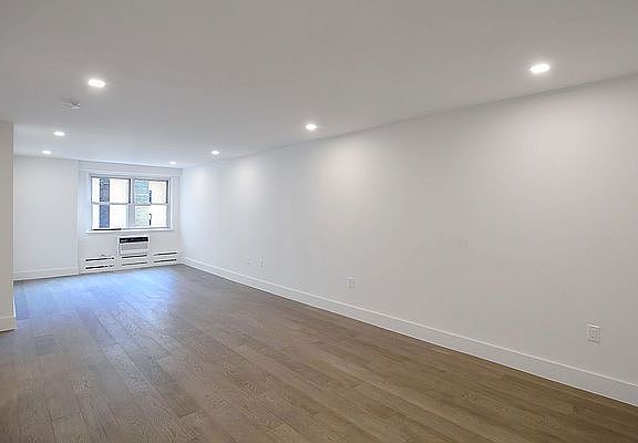 3rd image of 60 E 12th St APT 5A