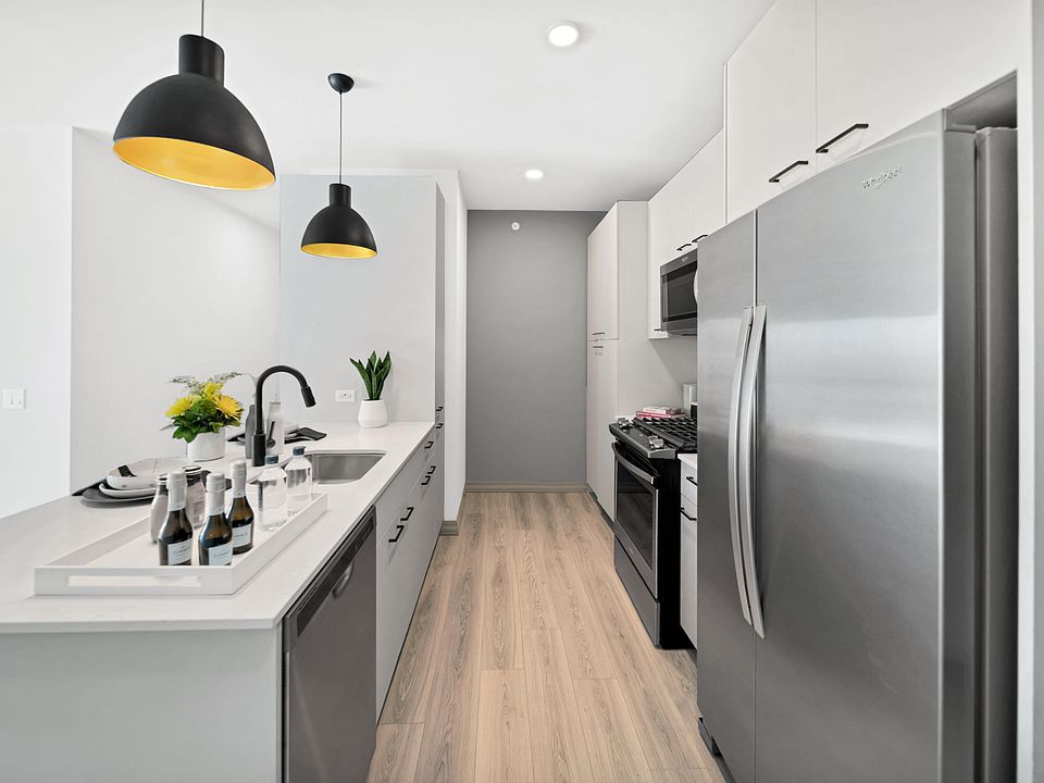 1st image of 2153 N Elston Ave #557
