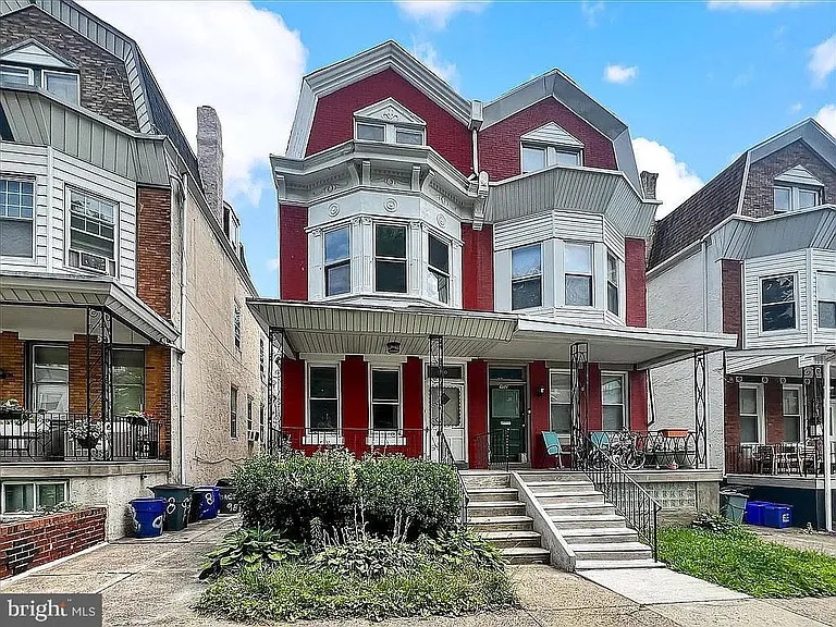 100 W Sharpnack St — Photo 1
