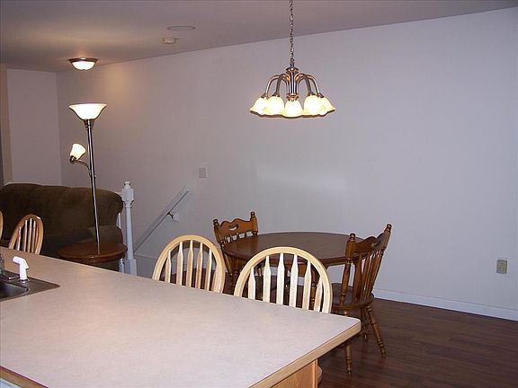 5th image of 11 Schulze Dr