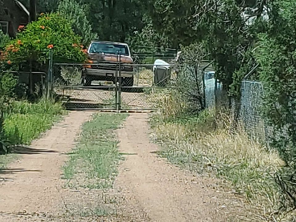 2nd image of 398 N Dealers Choice Rd