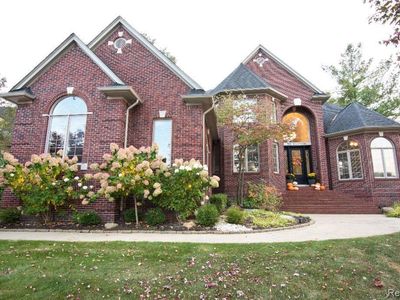 755 Majestic, Rochester Hills, MI, 48306