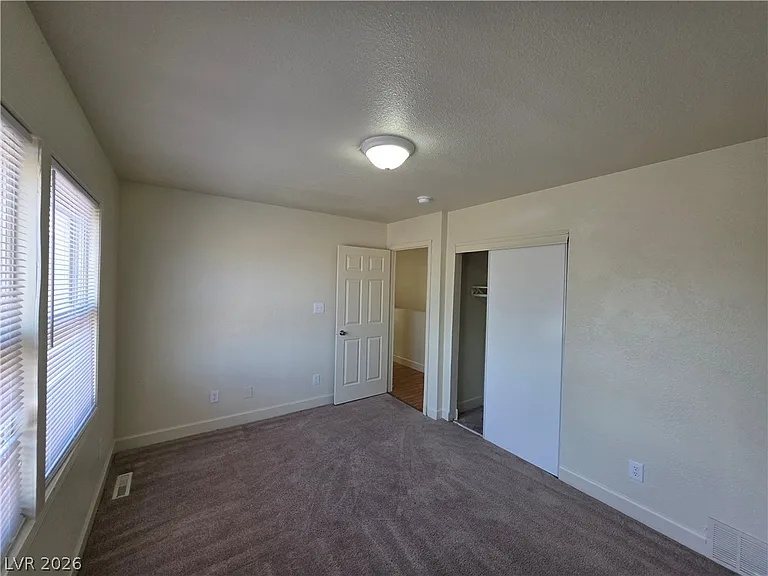 1590 Mustang Dr — Photo 35
