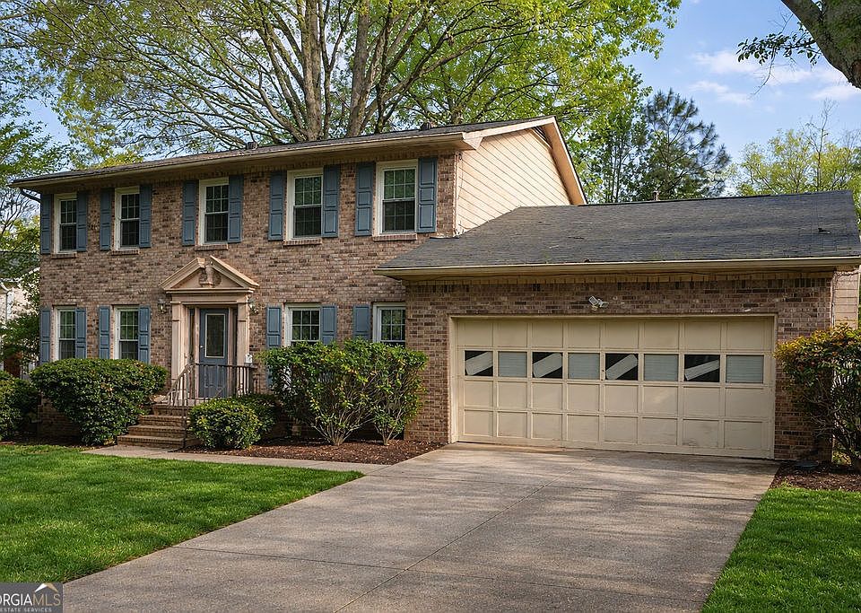 1st image of 4460 Woodland Forest Dr