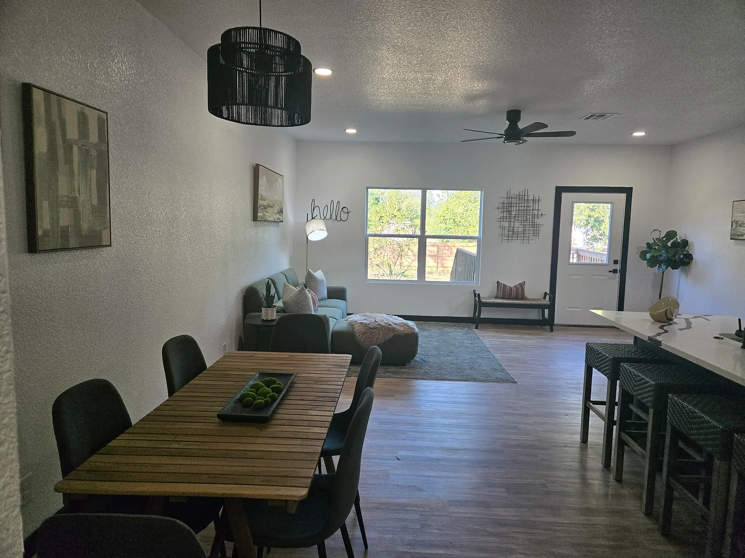 3 bed, 2.5 bath, 1500 sqft, $850 — Photo 4