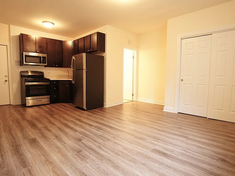 2936 Palmer LLC — Photo 2