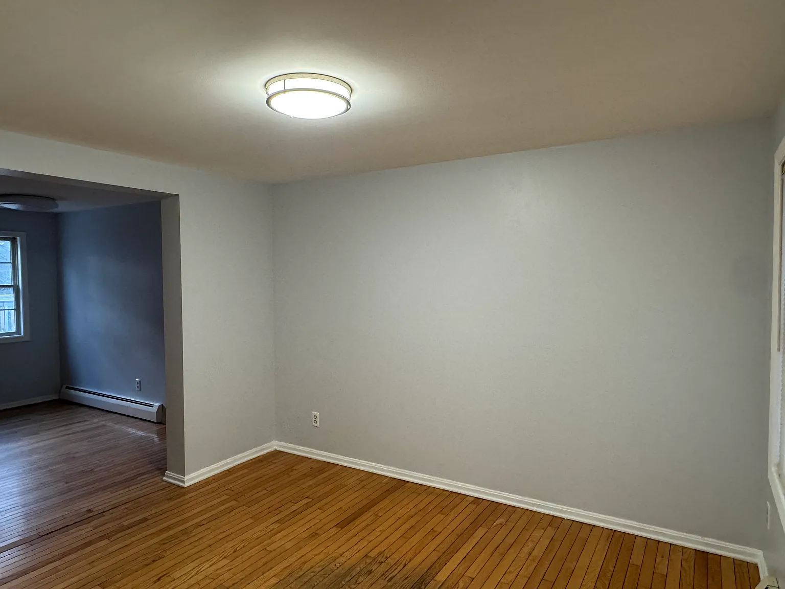 3 bed, 2.5 bath, 1704 sqft, $2,800 — Photo 2
