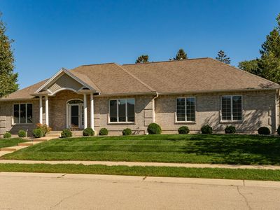 360 Wimbledon Hills Dr SW, Rochester, MN, 55902