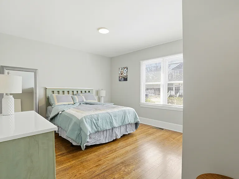 125 S Little Church St — Photo 3