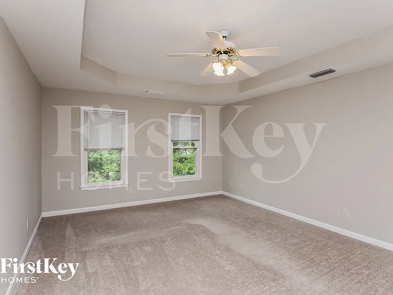 3215 Maple Terrace Dr — Photo 7