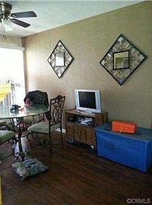 3rd image of 6591 Elm Ave