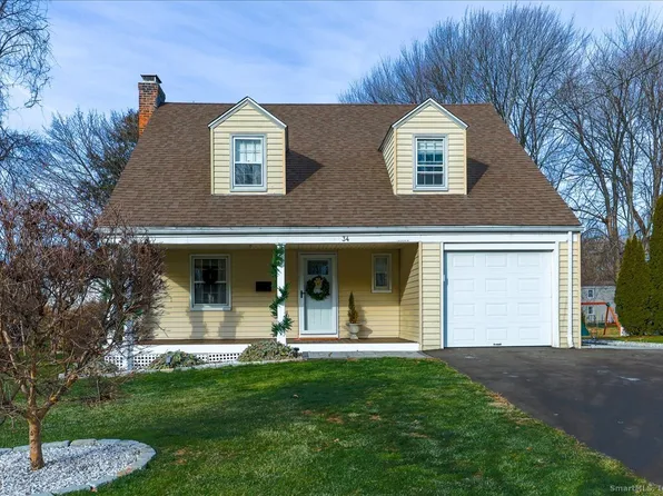 34 Crestview Drive, Newington, CT 06111