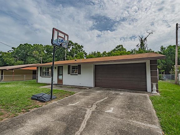2nd image of 7226 Palifox Cir
