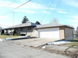104 S Orange St, Orangeville, IL 61060