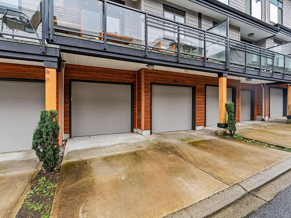 1st image of 16488 64th Ave #181