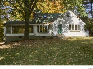 349 W Crooked Hill Rd, Pearl River, NY 10965