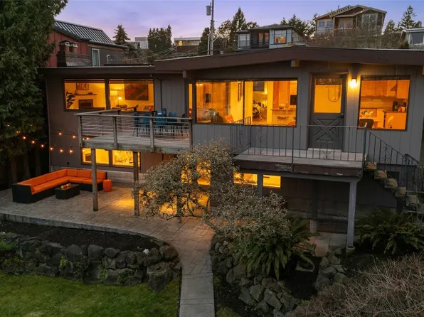 2514 25th Avenue W, Seattle, WA 98199