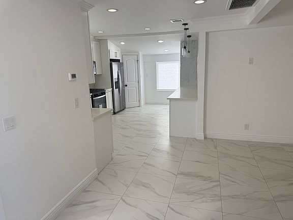 5th image of 23916 Los Rosas St #1